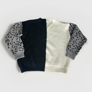 Colorblock Leopard Sleeve Sweater Women’s Size XL Black White Gray Animal Print
